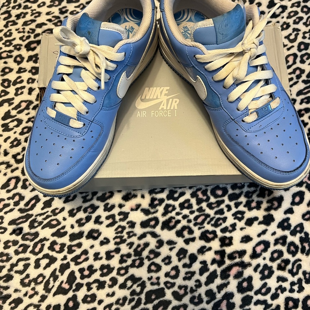 Nike Air Force 1 Light Blue and White Sneakers - Picture 3 of 6